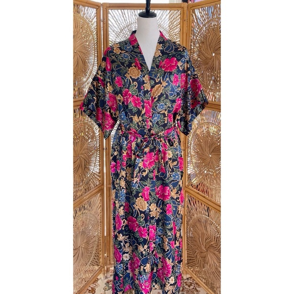Cinema Etoile Other - Vintage Cinema Etoile Sexy Silk Pink Floral Flower Print Lingerie Robe